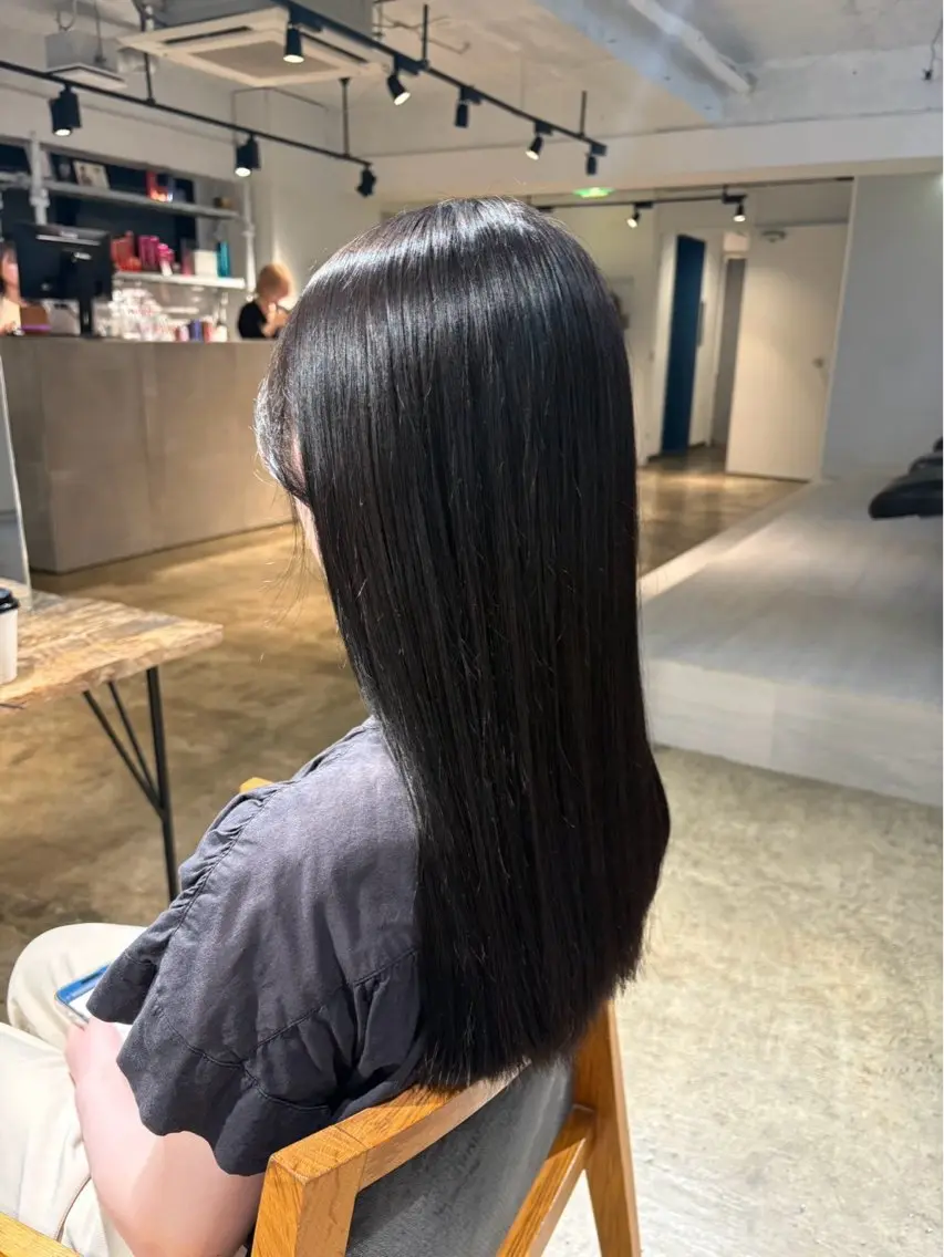 ロング カラー ヘアカラー トリートメント カラーモデル/ 透明感カラーたけるのヘアスタイル