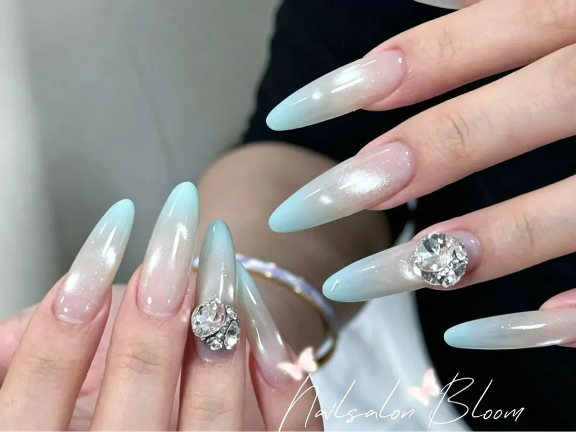 ネイル Nail Bloom横浜西口店のネイルデザイン