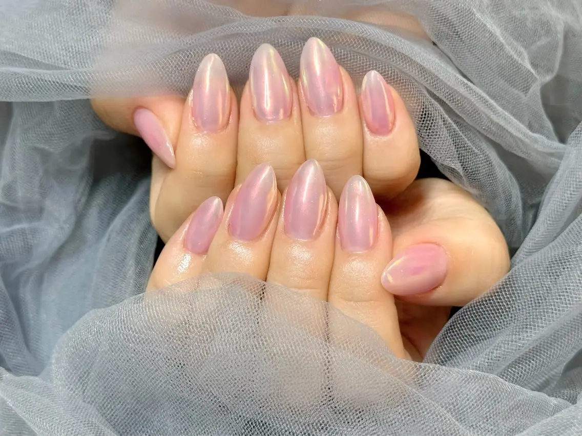 ネイル オーロラネイル ピンク ハンドネイル Nail Salon KURELLYのネイルデザイン
