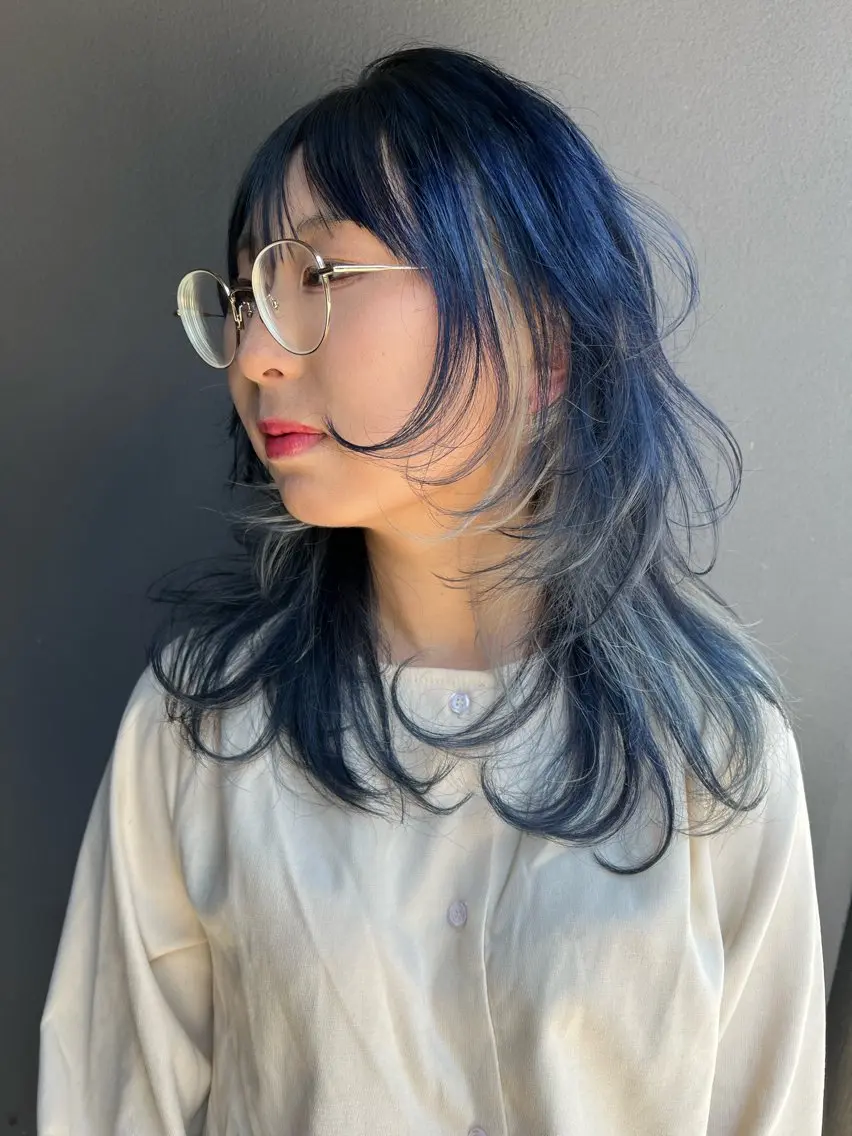 セミロング カット ヘアカラー トリートメント 吉ヶ別符 亮祐のヘアスタイル