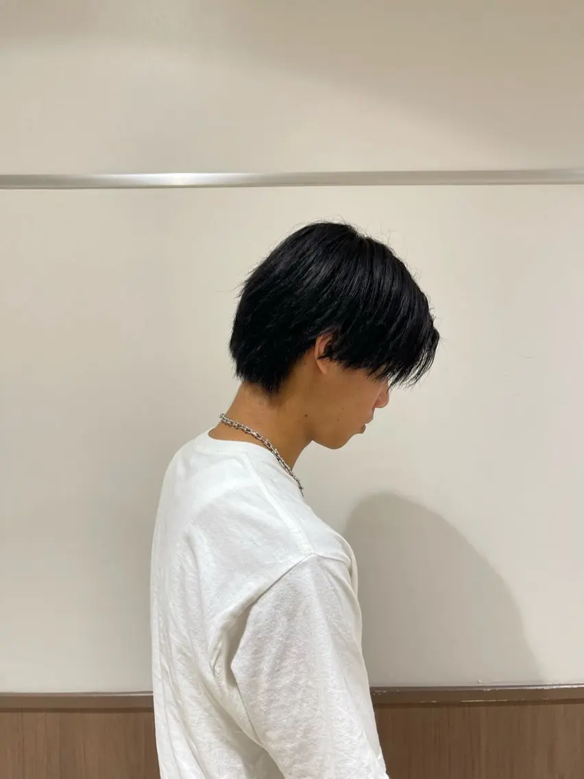 カラー メンズ 黒髪 ブルーカラー ブルーブラック 🌷艶感カラー🌷 富施　優花のヘアスタイル