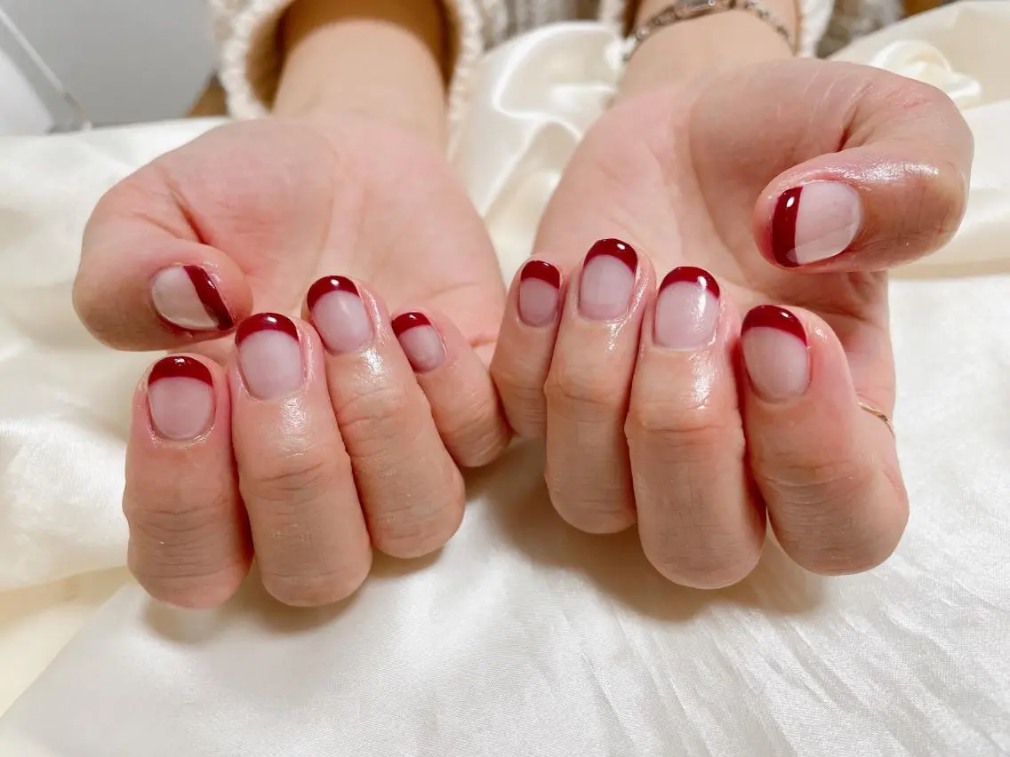 ネイル ボルドー フレンチネイル mogunail &blowのネイルデザイン