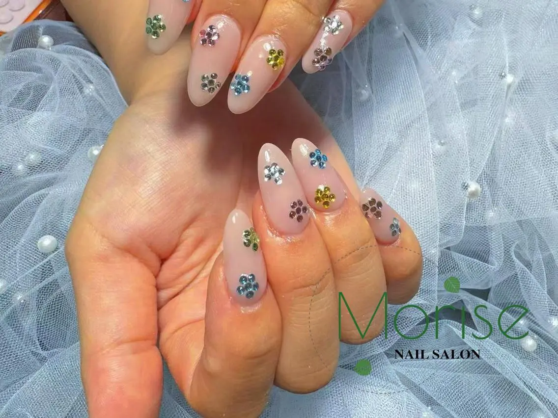 ネイル 長さ出し フラッシュネイル フットネイル フレンチネイル ジェルネイル ハンドネイル ハンドケア MoriseNail 表参道店のネイルデザイン