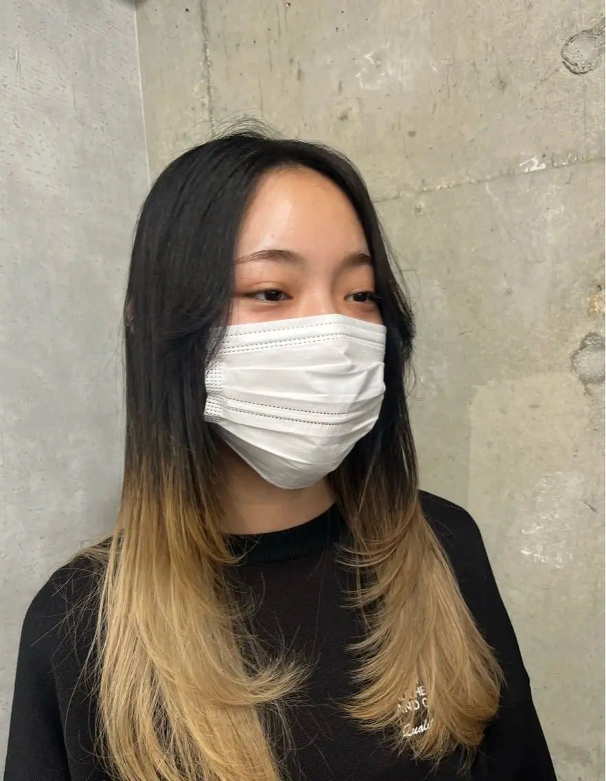 ロング レイヤーカット anon Loemのヘアスタイル