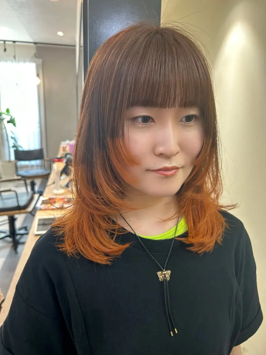 セミロング カラー オレンジ カット ヘアカラー トリートメント hubhair レイヤー/透明感のヘアスタイル