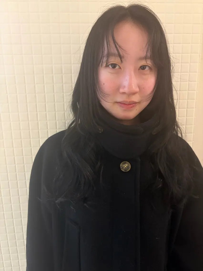 ロング ヘアカラー 加藤 瑠彩のヘアスタイル