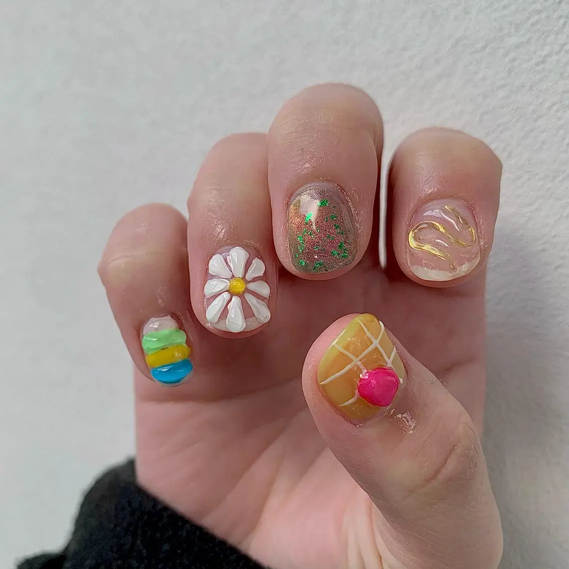 ネイル ハンドネイル nanika .8のネイルデザイン