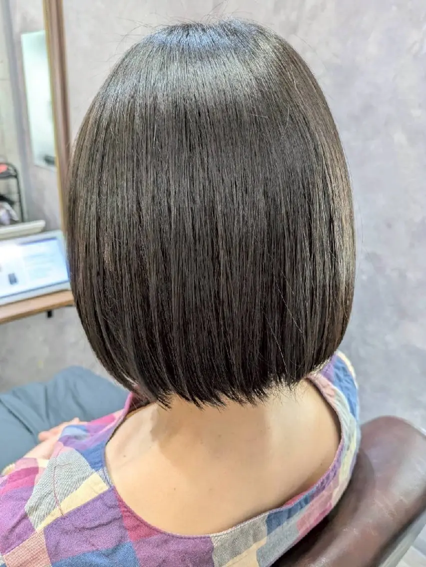 ミディアム ボブ トリートメント カット 佐藤 璃咲のヘアスタイル