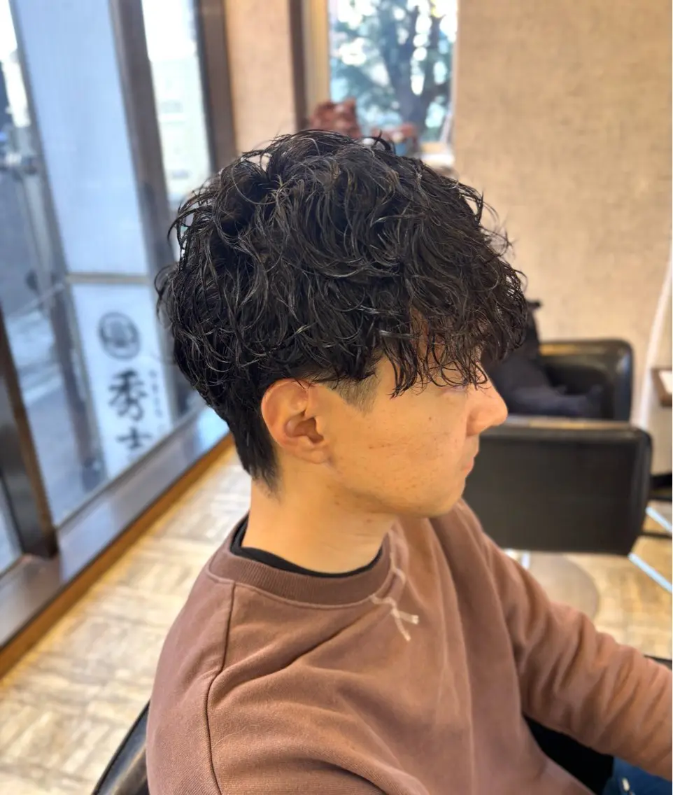 メンズ メンズパーマ 波巻きパーマ カット パーマ 高島 梨瑚のヘアスタイル