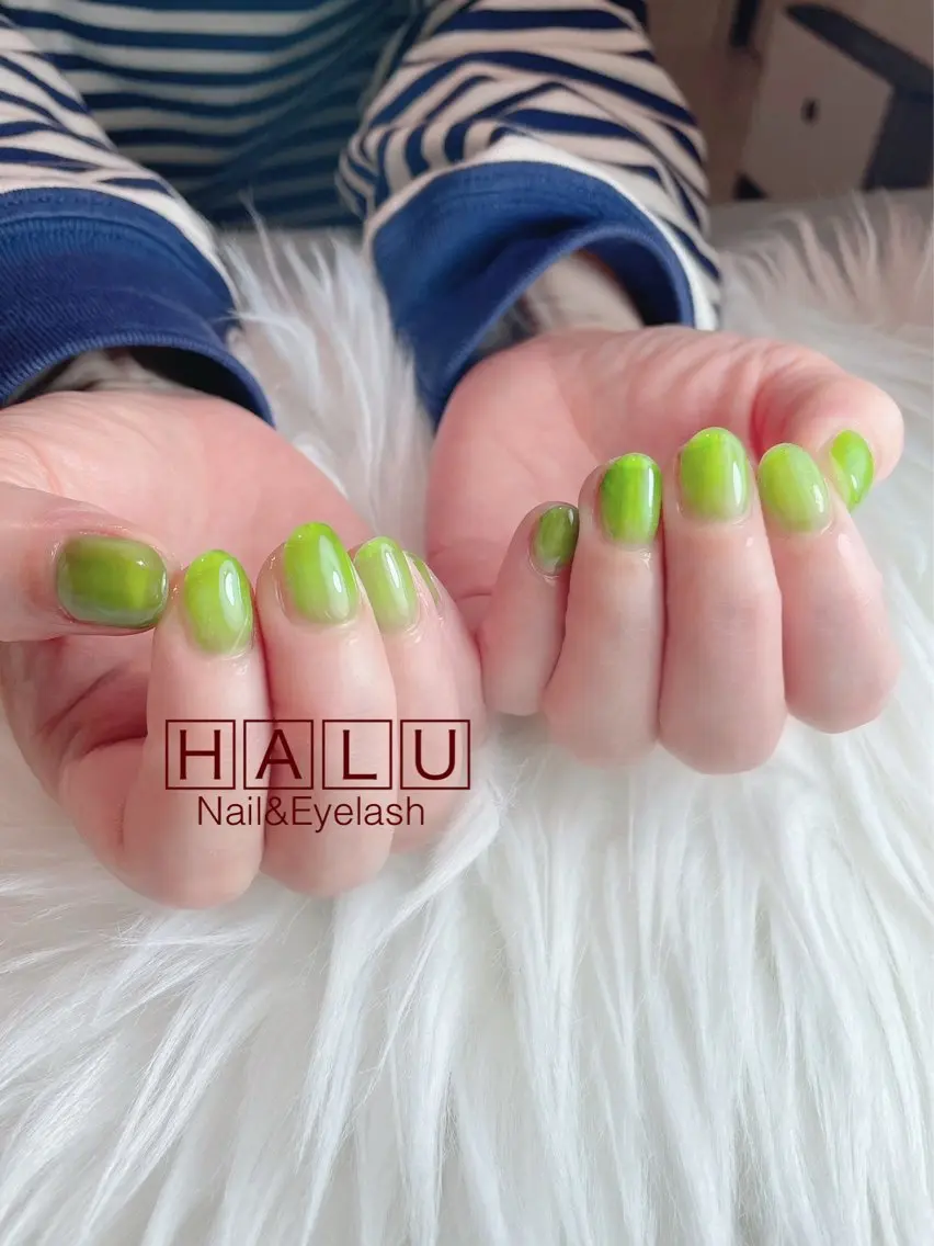 ネイル グリーン HALU ハルのネイルデザイン