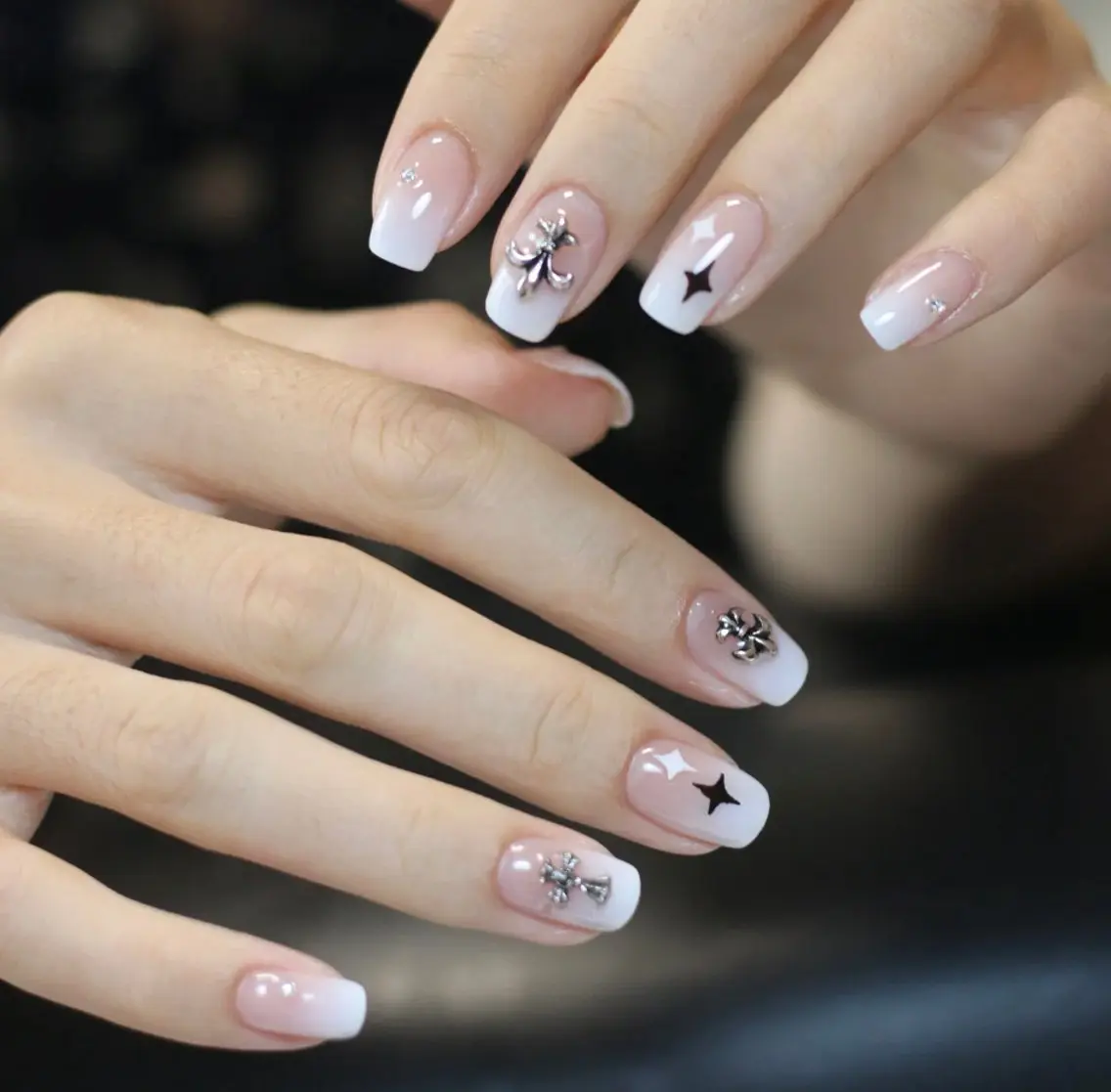 ネイル ハンドネイル ハンドケア 🍑 momo_nailのネイルデザイン