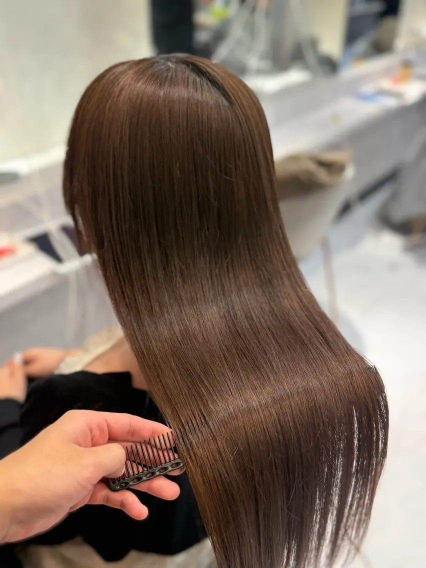 ロング ヘアカラー kai_ GEMのヘアスタイル