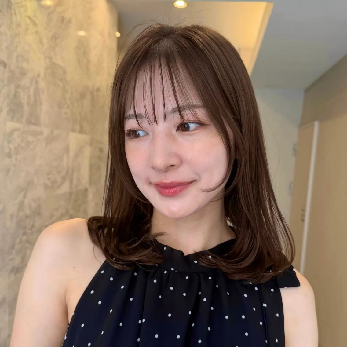 ミディアム カラー SAKI 新宿のヘアスタイル