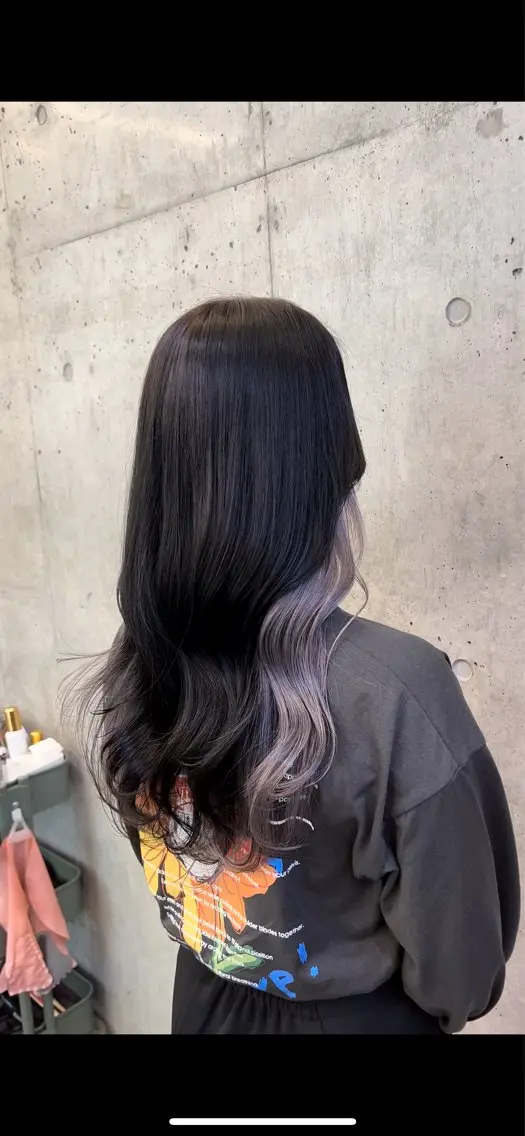 カラー ブリーチ ダブルカラー ハイトーンカラー ブリーチなしカラー ウルフ/レイヤー/ ブリーチカラーのヘアスタイル