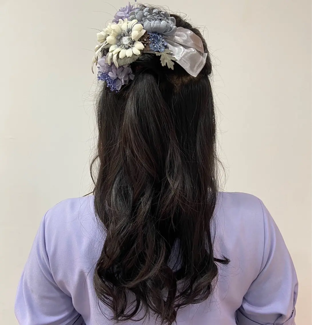 ロング ロング 安岡美咲✂︎ 艶カラー/髪質改善のヘアスタイル