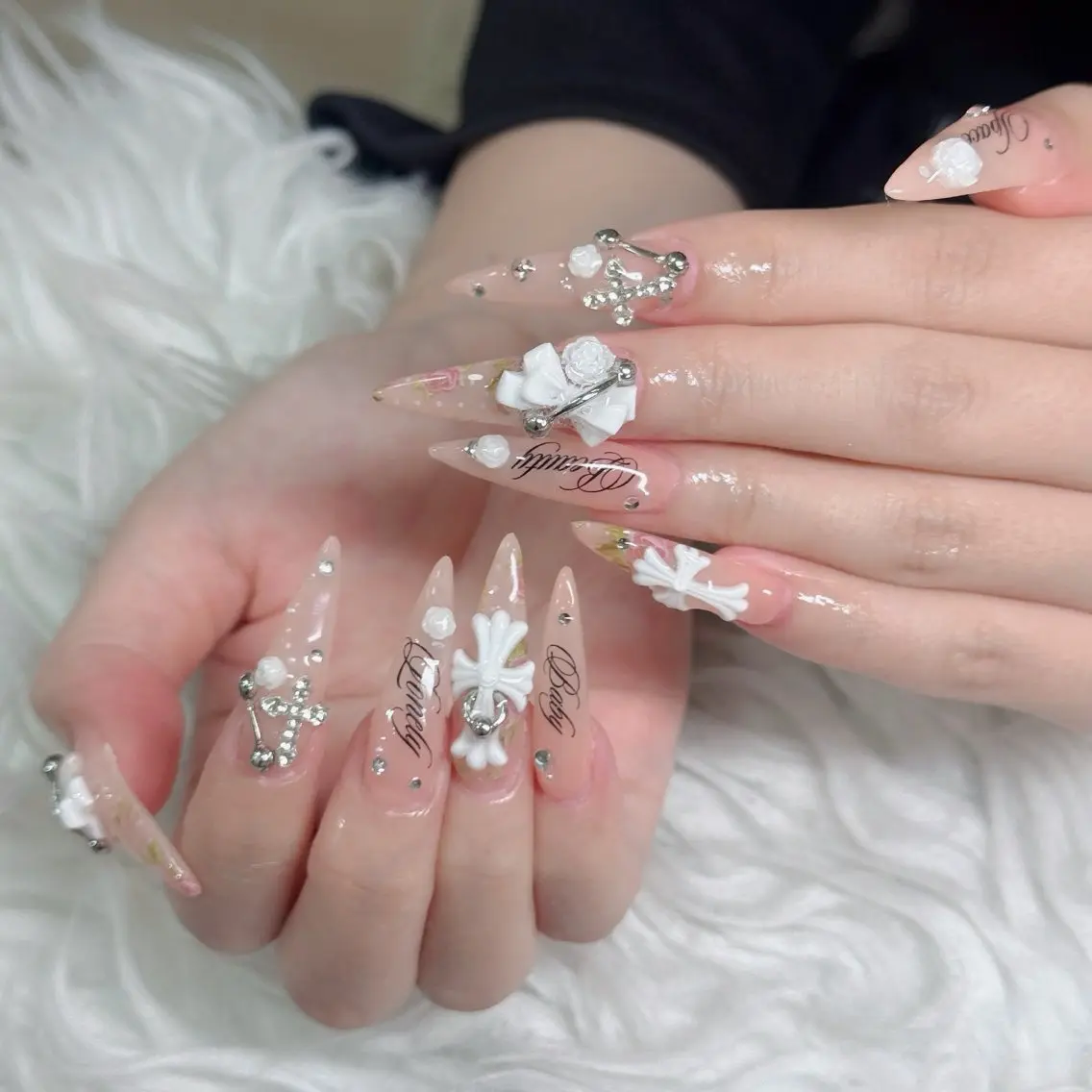 ネイル フットネイル フレンチネイル グラデーション 韓国ネイル ロングネイル ハンドネイル Hani Nail Salonのネイルデザイン