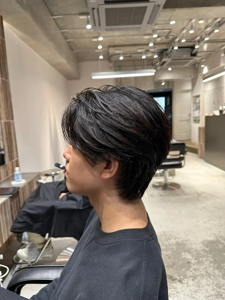 ショート パーマ メンズ センターパート メンズパーマ ニュアンスパーマ カット パーマ トリートメント ヘアセット 横浜/メンズ特化/ Farbe/田中颯斗のヘアスタイル