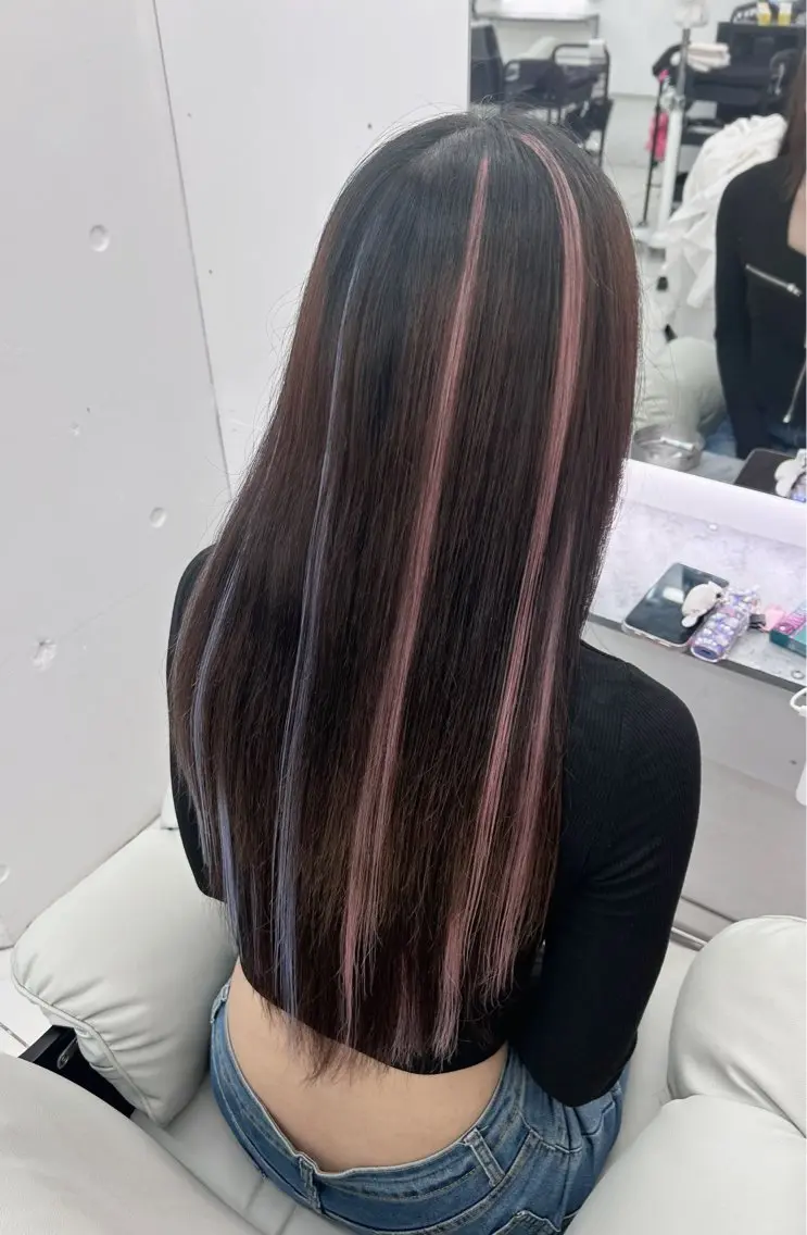 ロング ハイライト エクステ 三尾 樺緒のヘアスタイル