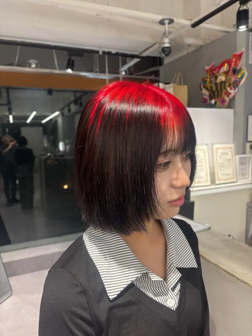 ショート カラー ブリーチ カット ヘアカラー ハイトーン×似合わせ Shoseiのヘアスタイル