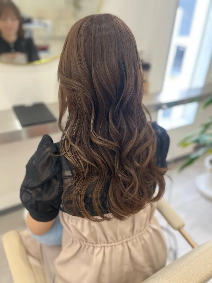 カラー グレージュ オリーブグレージュ オリーブグレー ヘアカラー N°Elune みゆきのヘアスタイル