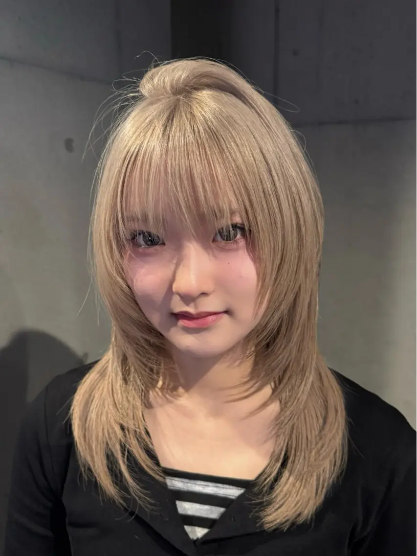 ロング カラー ハッシュカット 学生 カット ヘアカラー トリートメント だいち/ブリーチ/ レイヤーカットのヘアスタイル