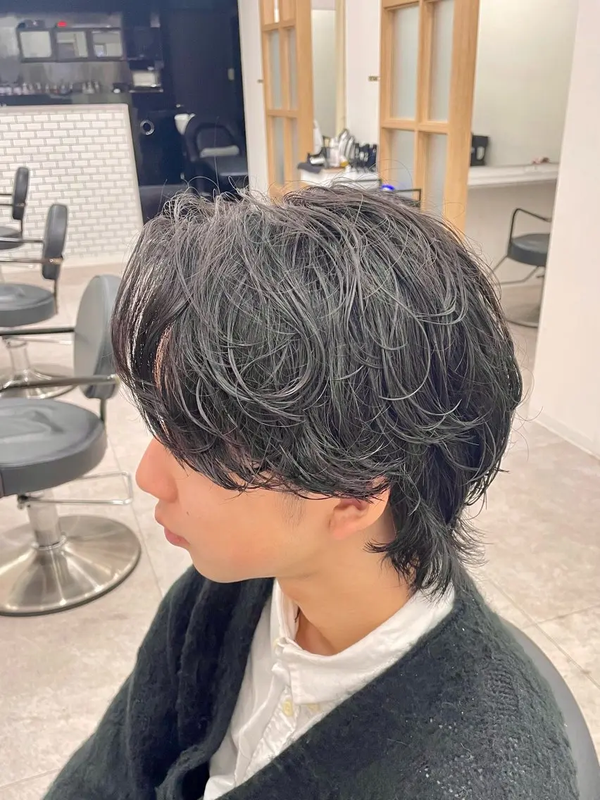 ミディアム パーマ メンズ ミディアムパーマ メンズパーマ 波巻きパーマ カット パーマ メンズ特化 /KAKERUのヘアスタイル
