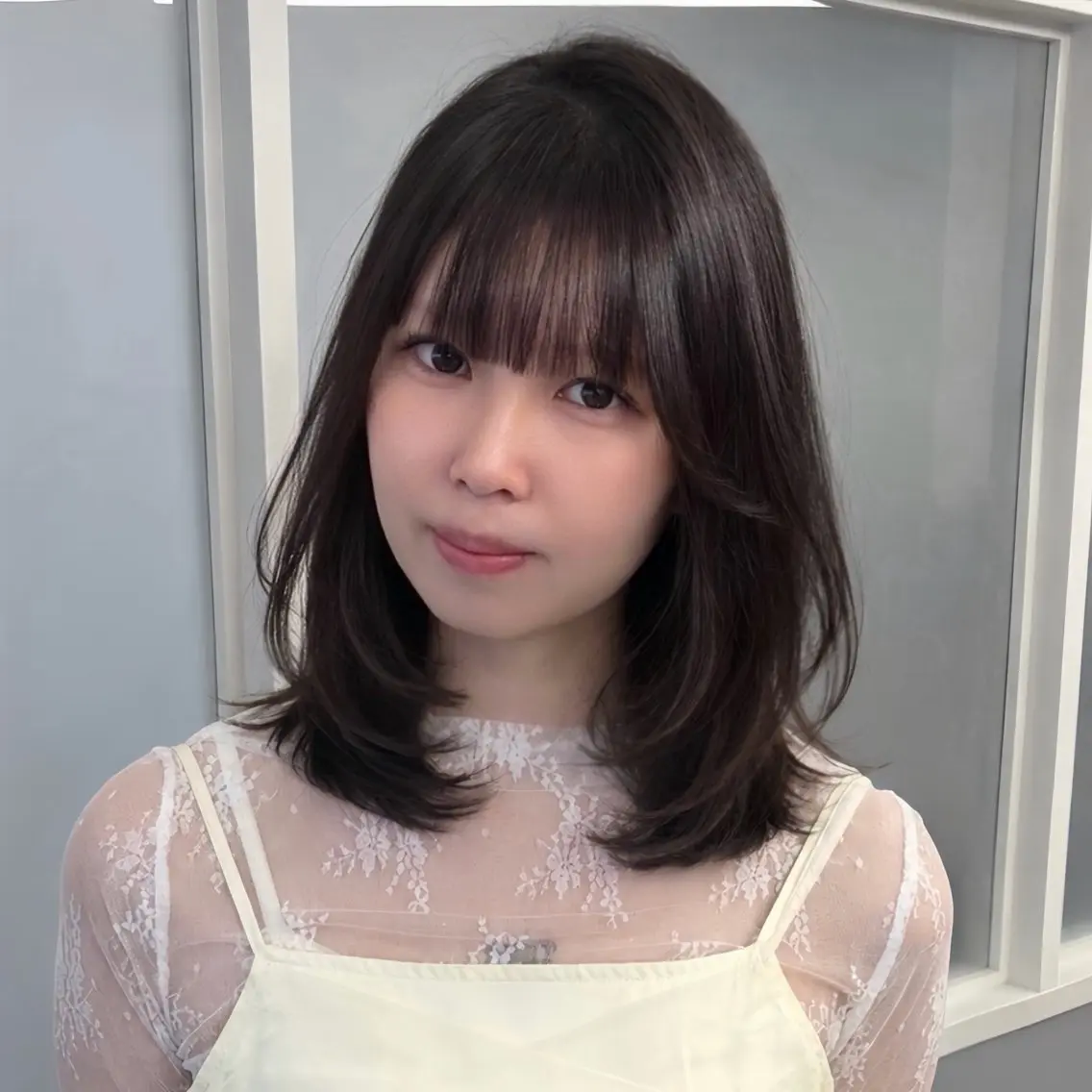 ミディアム ミディアムレイヤー 顔周りカット レイヤーカット カット 【レイヤー×透明感 カラー】mayaのヘアスタイル