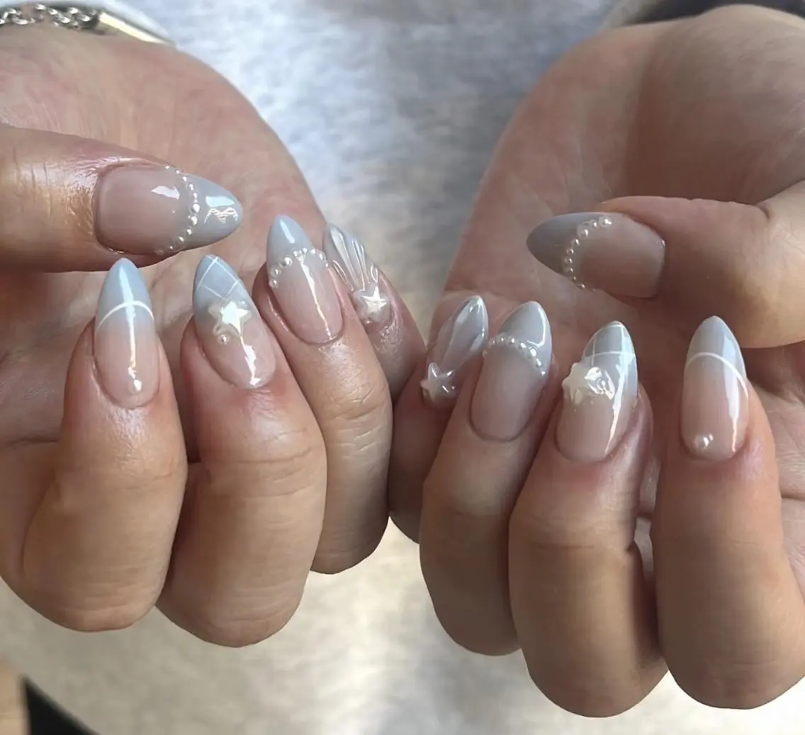 ネイル ハンドネイル 🎀 Ayaka_nailのネイルデザイン