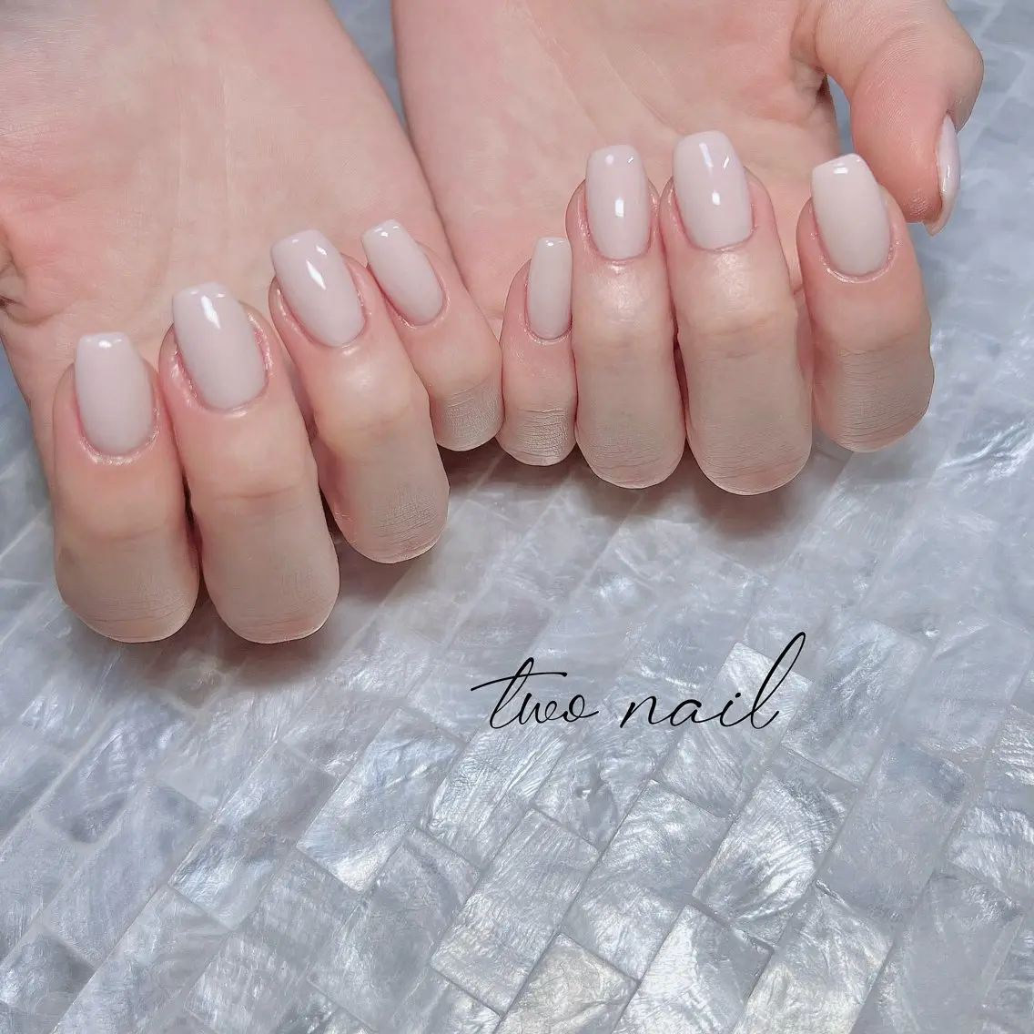 ネイル ネイルチップ ホワイト ハンドネイル two nailのネイルデザイン