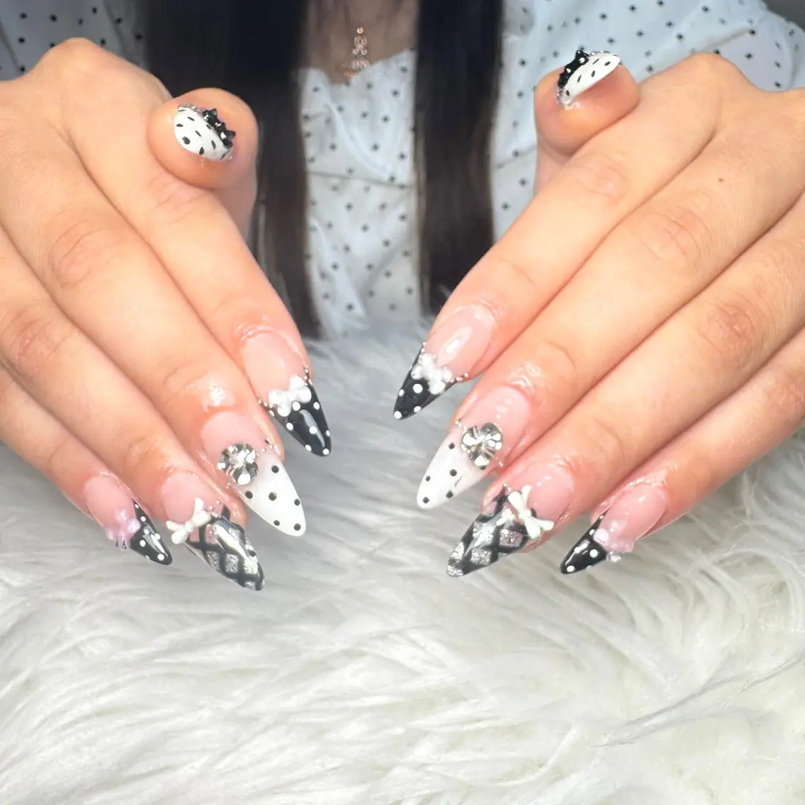 ネイル ハンドネイル Anmi Nail 新宿のネイルデザイン