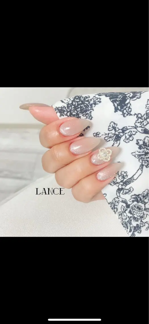 ネイル オーロラネイル フットネイル フレンチネイル グラデーション キラキラネイル ハンドネイル Lance nailのネイルデザイン