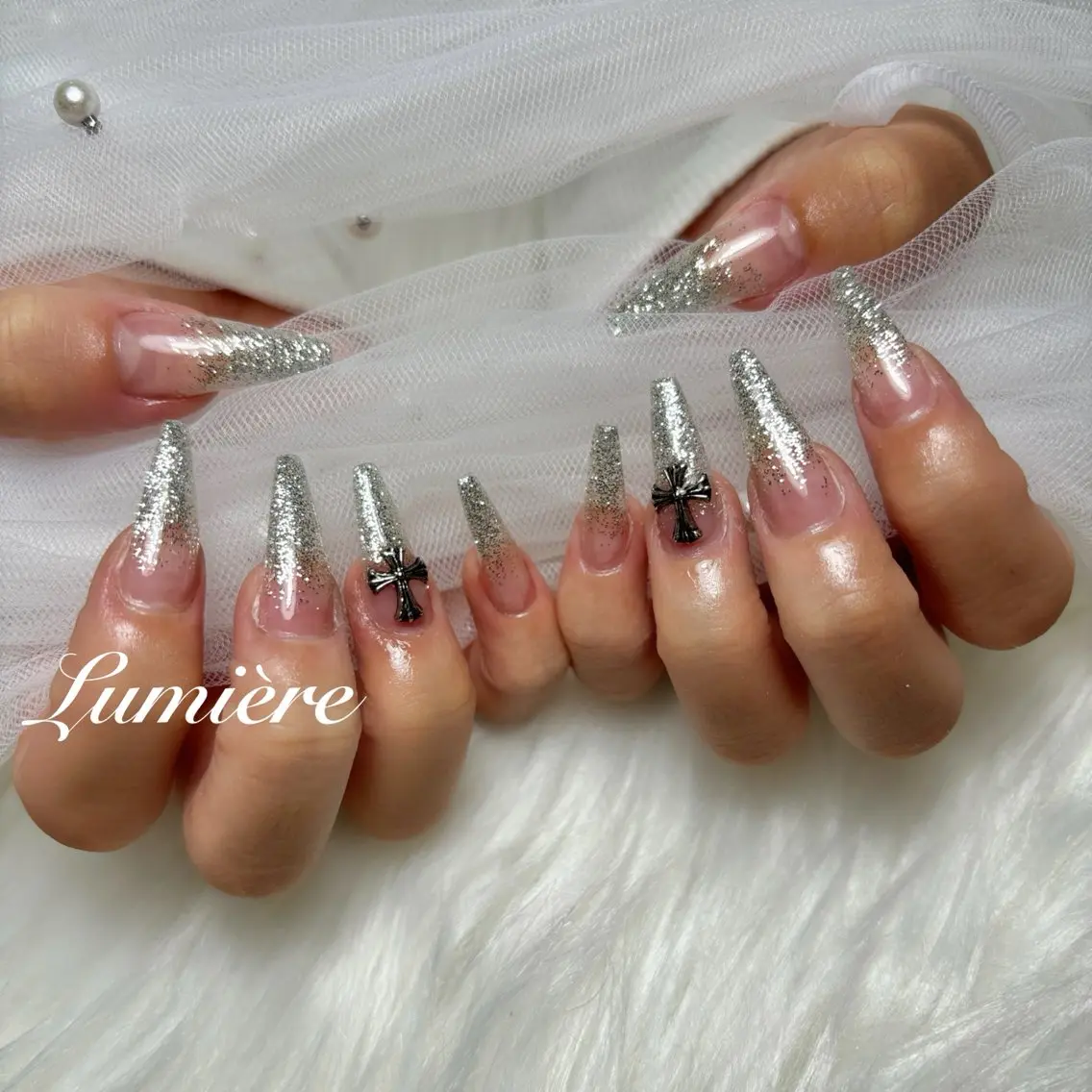 ネイル ロングネイル ハンドネイル Lumière｜ ロング｜ワンホンのネイルデザイン