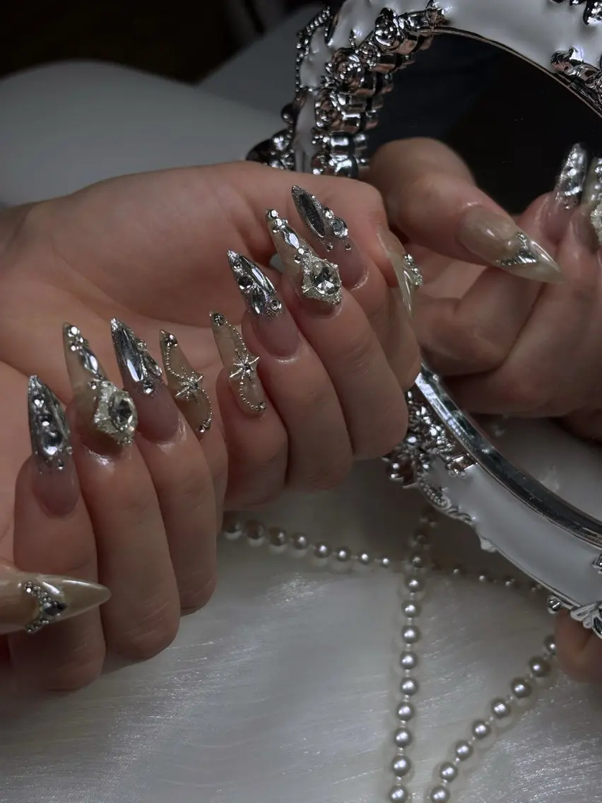 ネイル キラキラネイル 韓国ネイル マグネットネイル 夏ネイル ワンホンネイル ハンドネイル Sully Nail Labのネイルデザイン