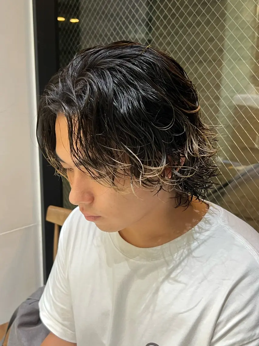 ミディアム パーマ メンズ カット パーマ トリートメント 🇺🇸サーフカール 🇺🇸ケンシロウのヘアスタイル