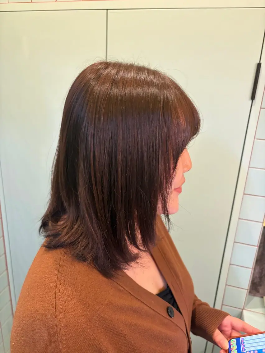 ミディアム カラー 上地 夏季のヘアスタイル