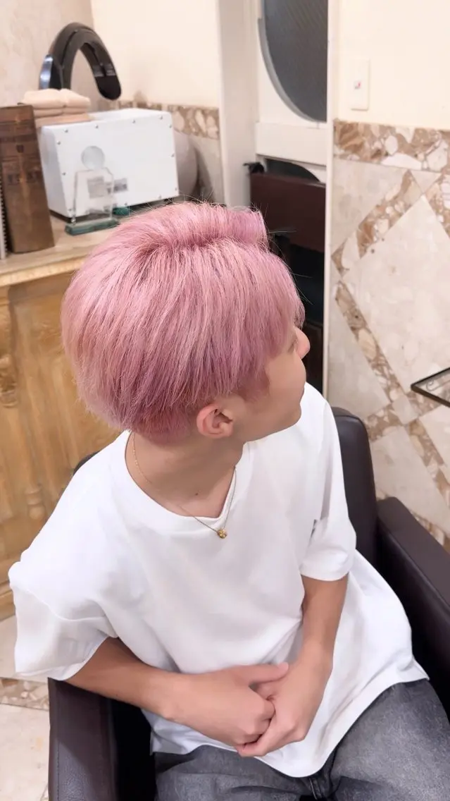 メンズ メンズブリーチ ヘアカラー さ りのヘアスタイル