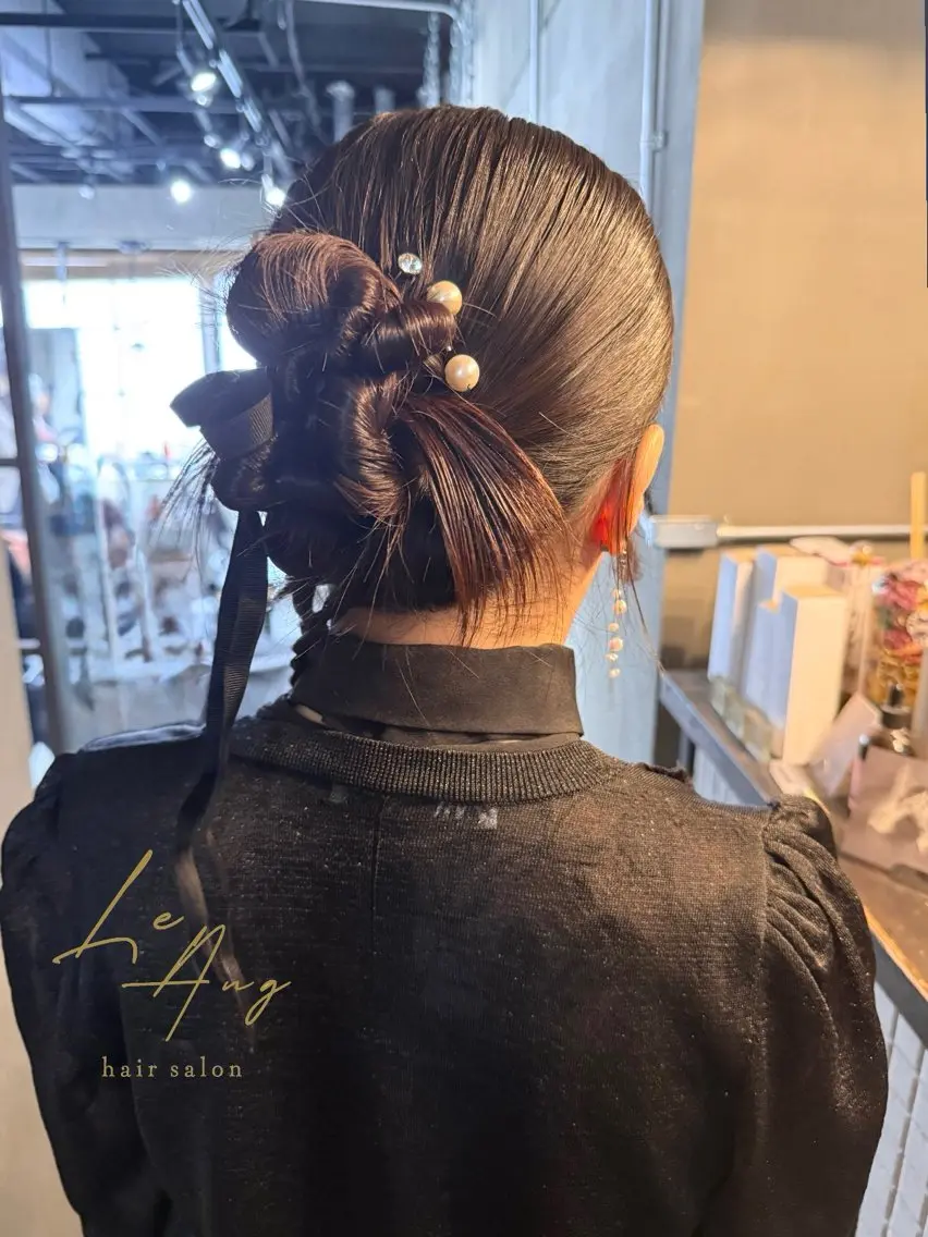 ロング ヘアアレンジ ヘアセット 佐伯 桃のヘアスタイル