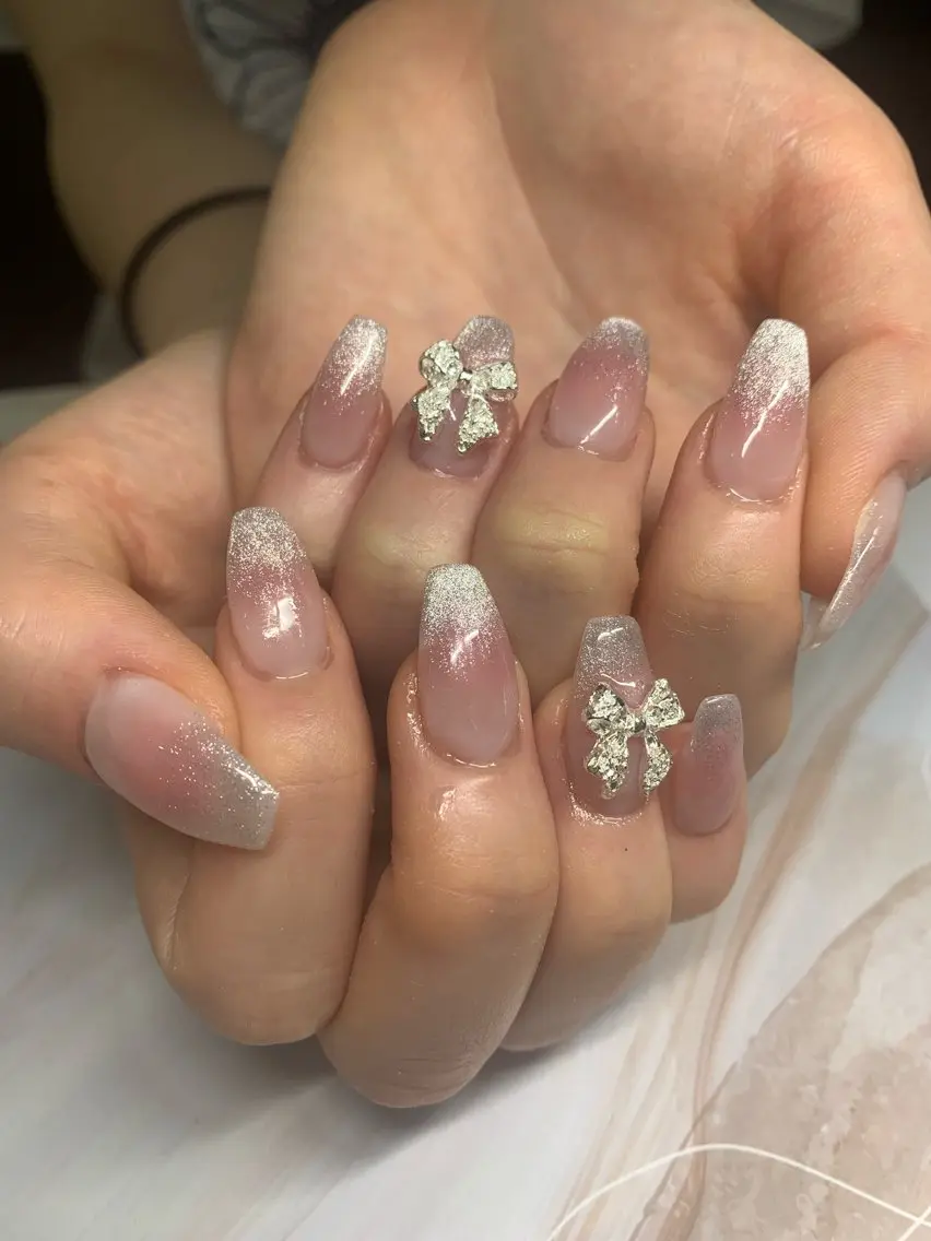 ネイル フレンチネイル ジェルネイル 韓国ネイル マグネットネイル マグネットフレンチ akina nailsのネイルデザイン