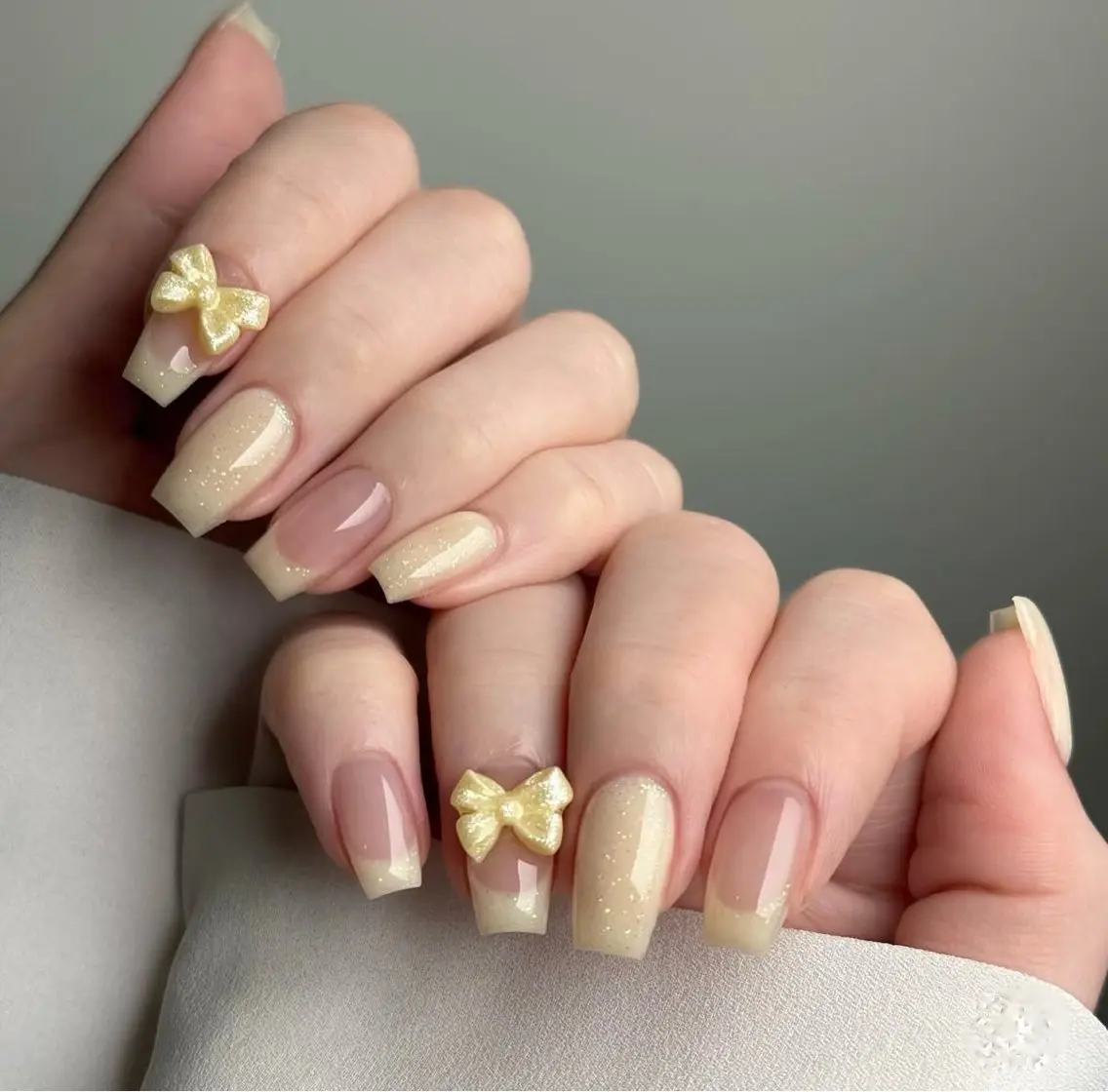 ネイル アートネイル ボルドー フレンチネイル ジェルネイル 氷ネイル・うるうるネイル ハンドネイル Julie Nail Rinのネイルデザイン