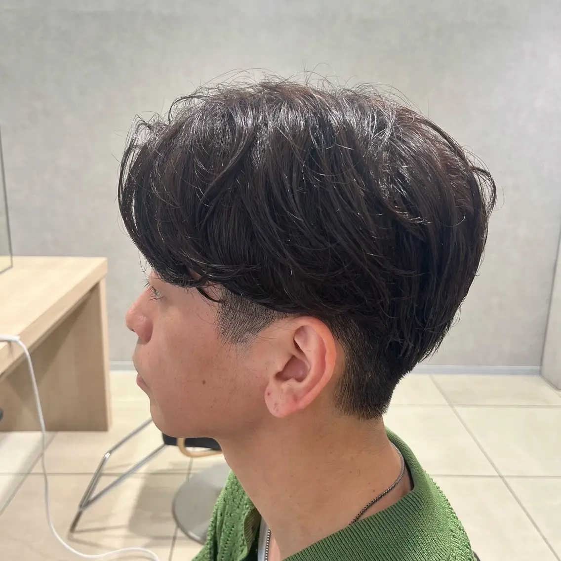 メンズ カルマパーマ メンズパーマ カット パーマ 巖本 真希のヘアスタイル