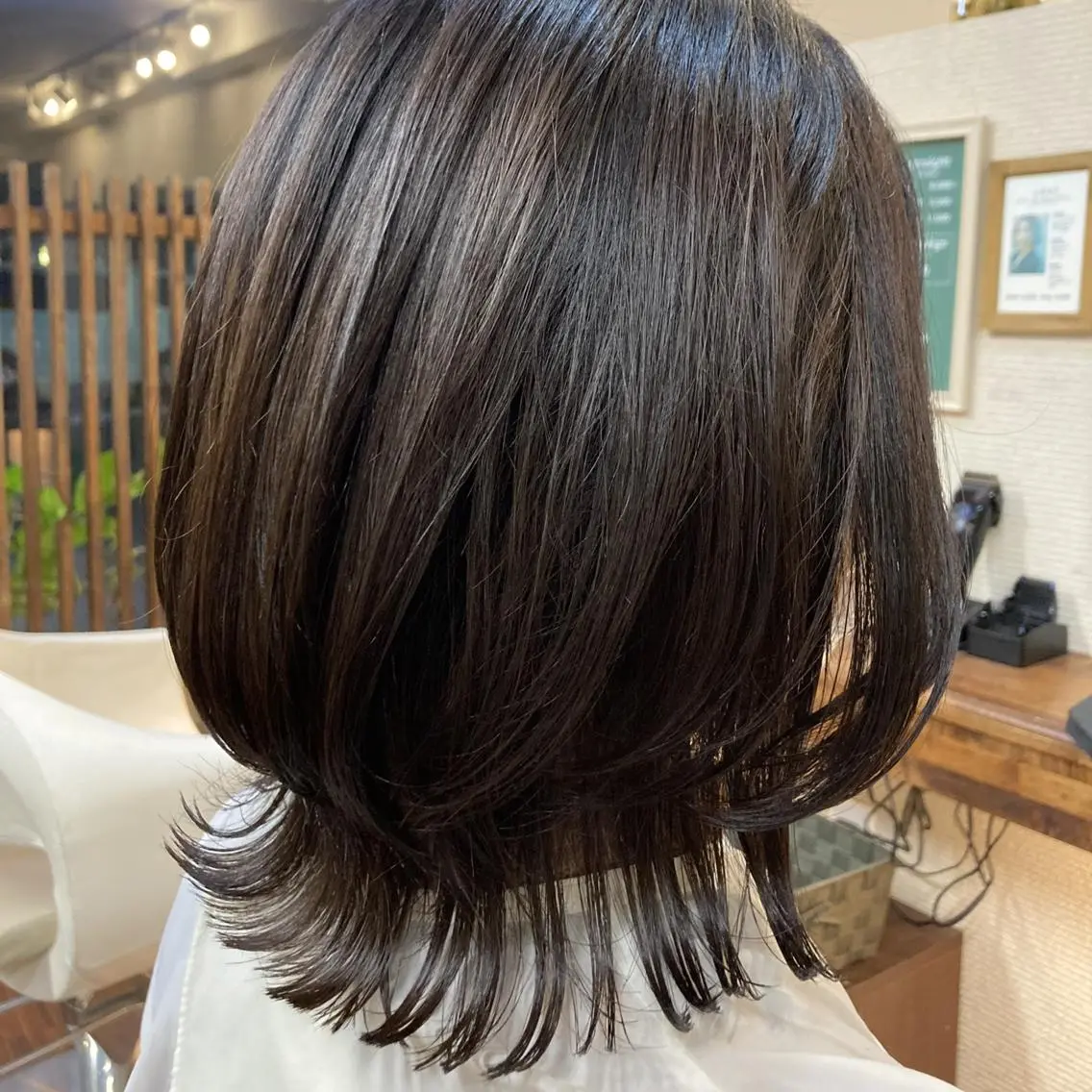 カットの悩み相談。クセや今のヘアスタイルでお悩みの方の写真