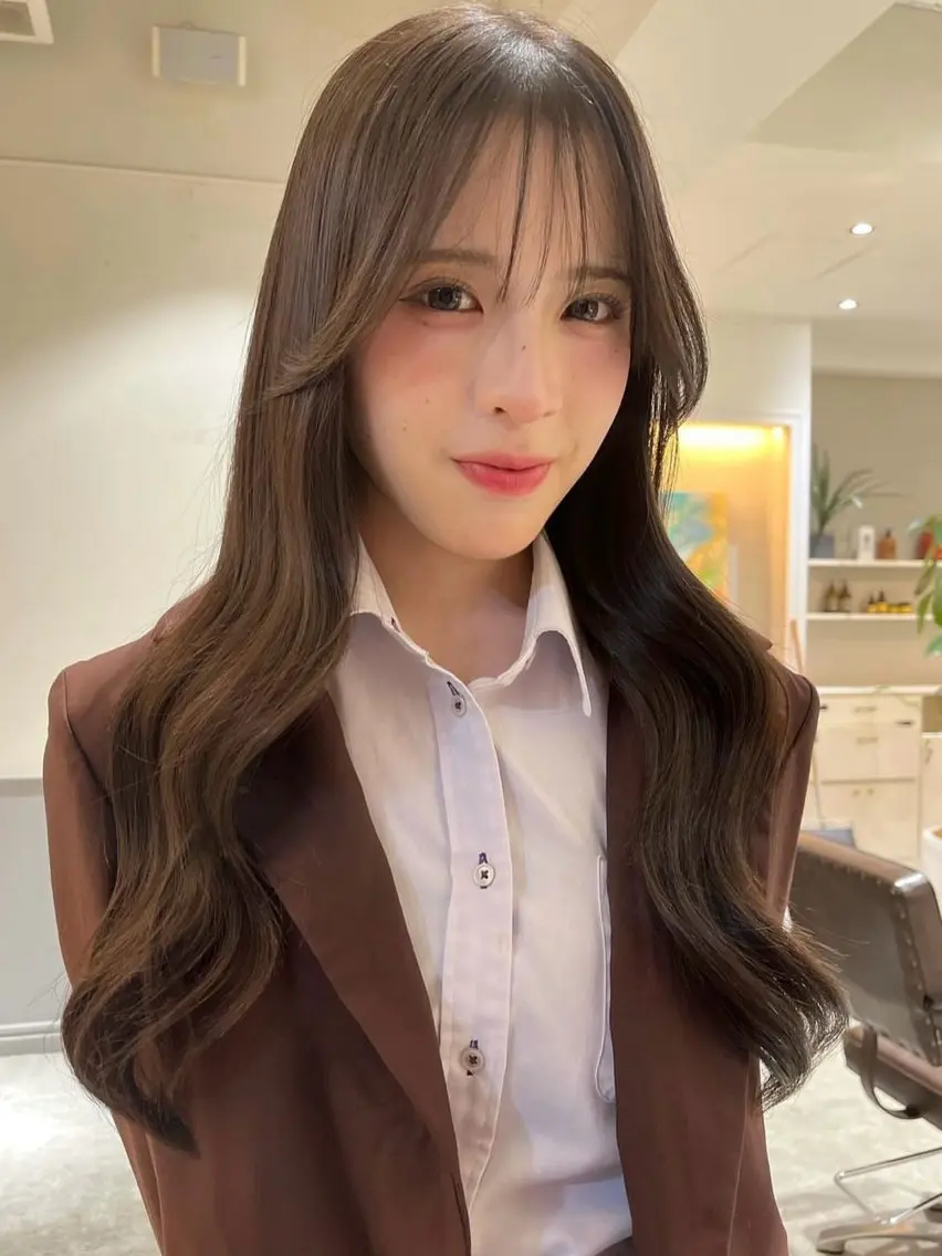 ロング SIKI yuuna レイヤーカット🪽のヘアスタイル