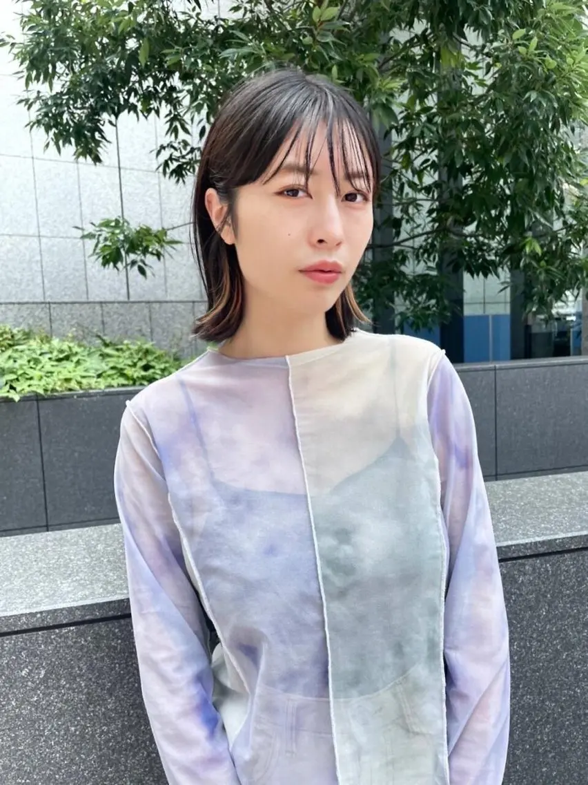 カラー インナーカラー やさかわ ももかのヘアスタイル