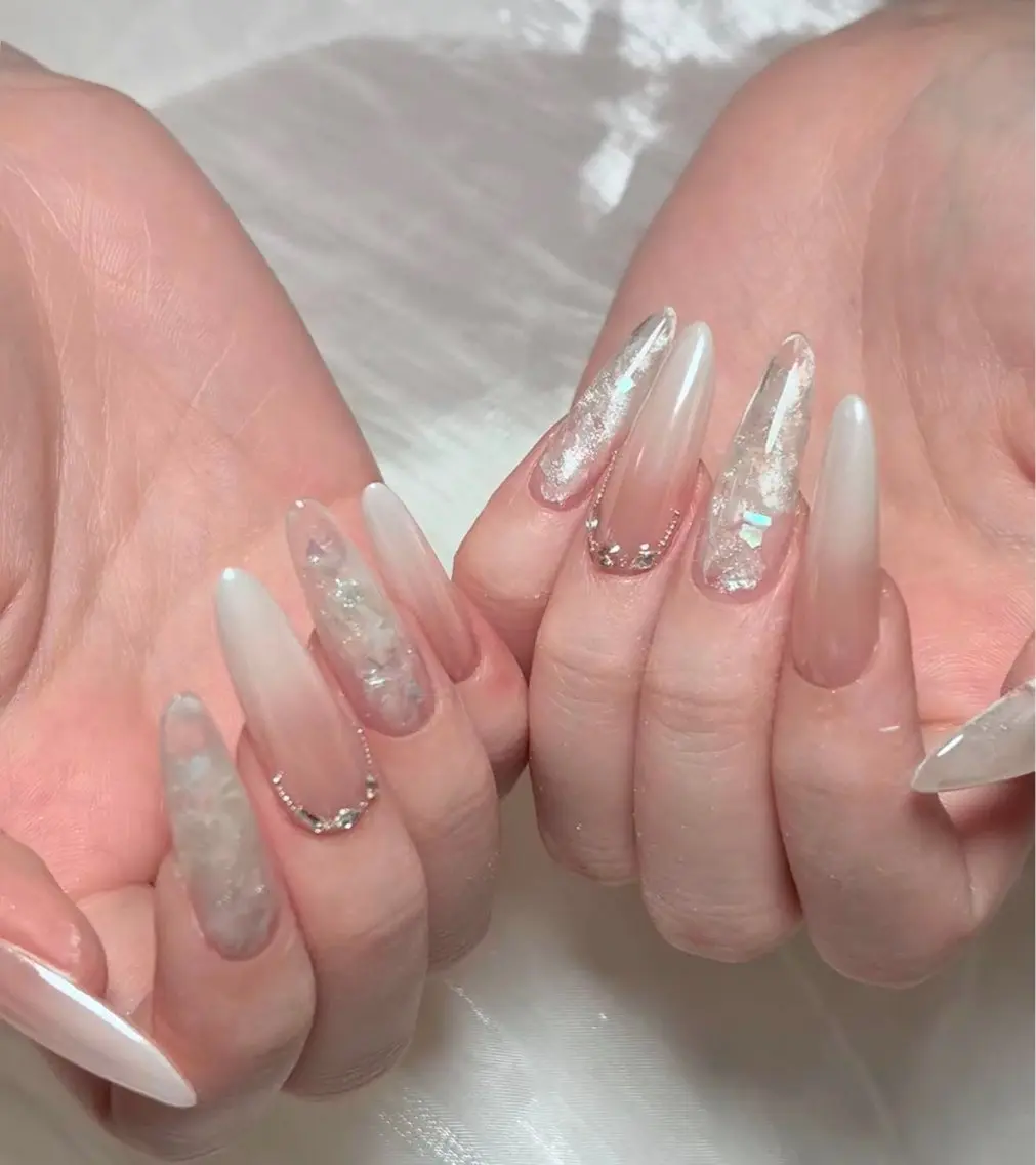 ネイル ハンドネイル Rina Mika Nailsのネイルデザイン