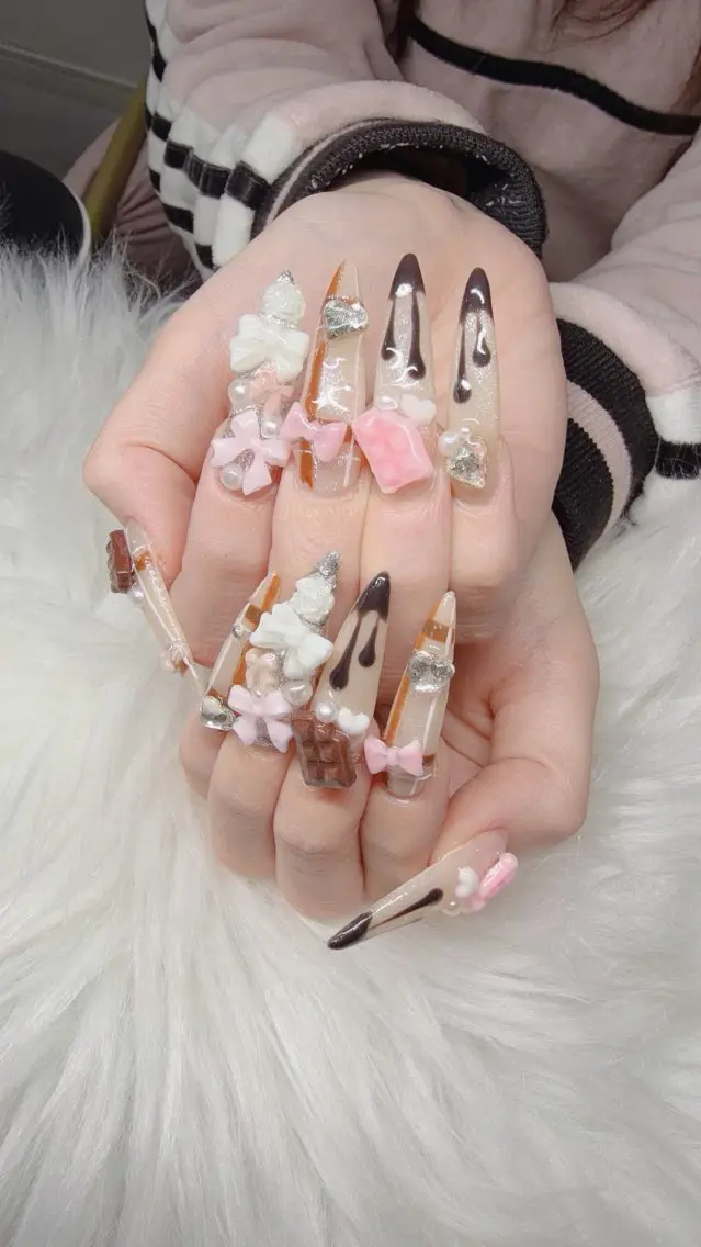 ネイル ハンドネイル Lee Nailsのネイルデザイン