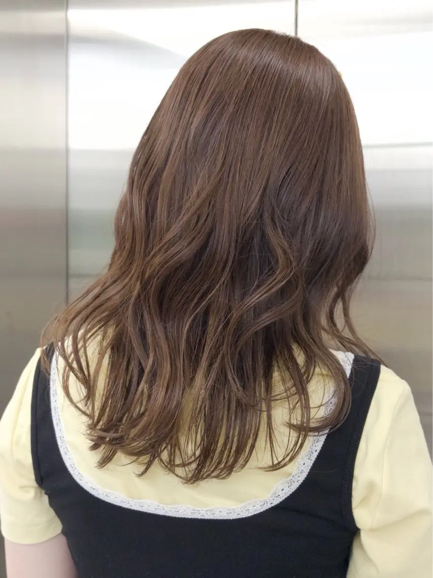 カラー 野内 柚那のヘアスタイル