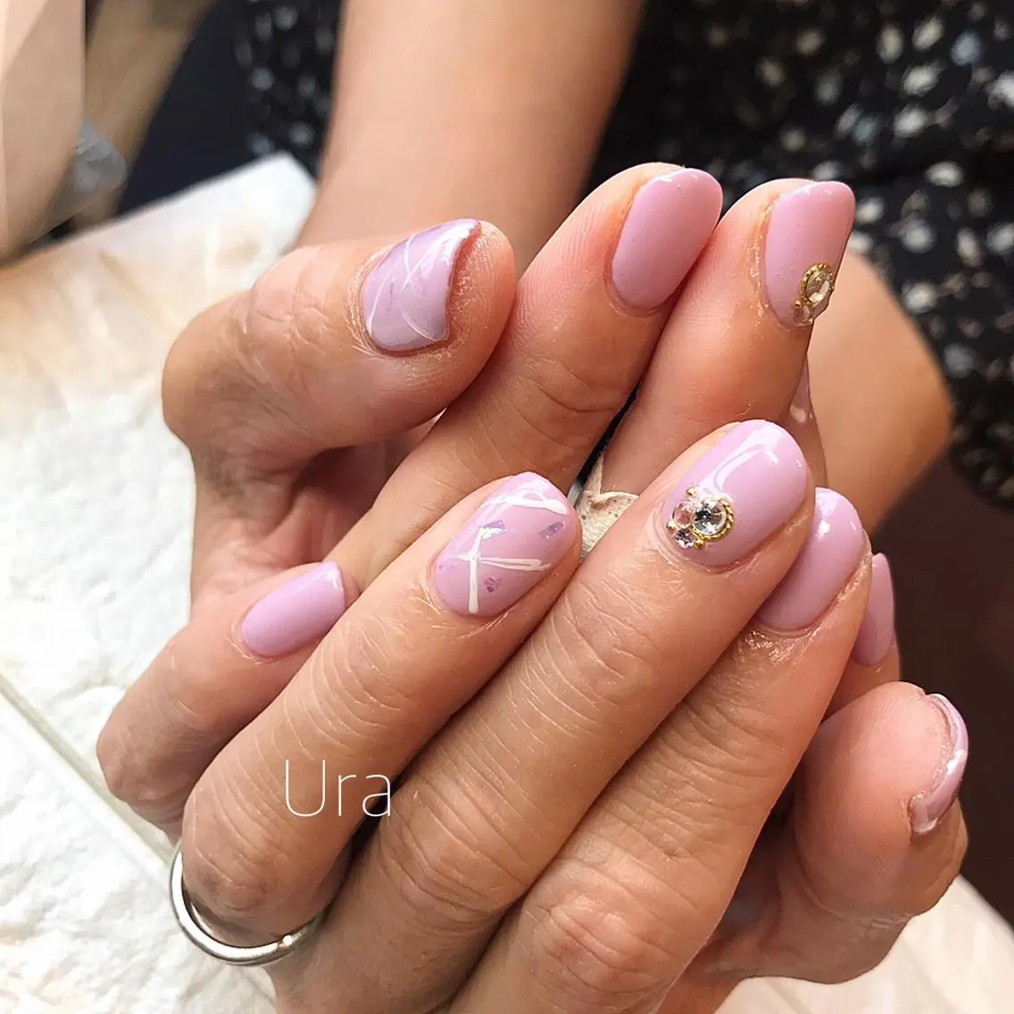 ネイル UrakoNail 《nail》のネイルデザイン