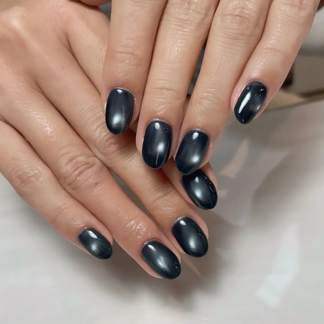 ネイル グラデーション ラメ(グリッター) ラメグラデーション ワンカラーネイル シンプルネイル ハンドネイル MARU NAIL Izumiのネイルデザイン