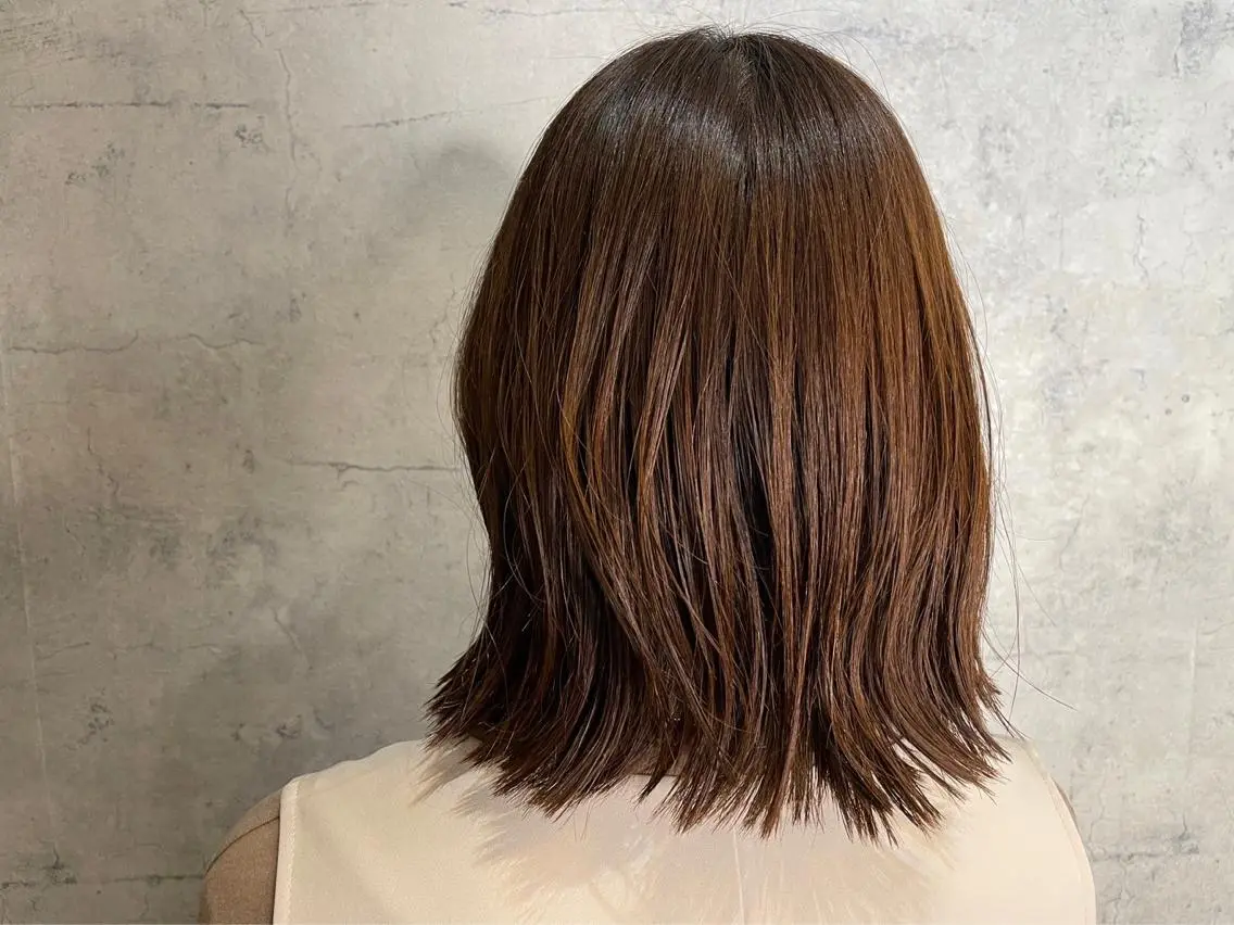 ミディアム カット ヘアカラー トリートメント vato バトのヘアスタイル