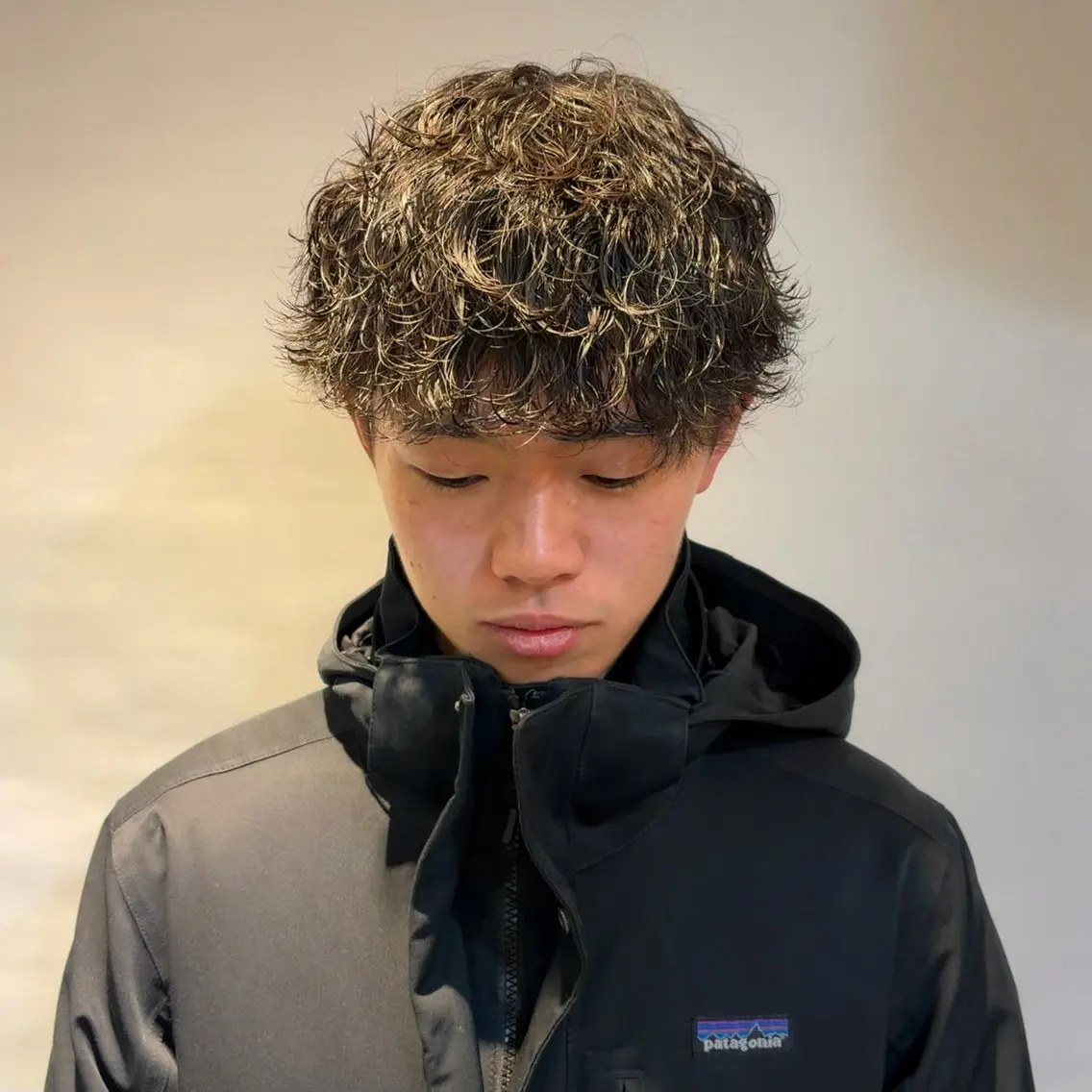 パーマ 林 小桃のヘアスタイル